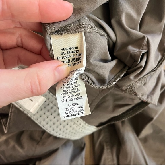 L.L.Bean Comfort Trail Shorts Women’s Size 10 Brown Nylon Stretch Hiking Outdoor - Picture 3 of 12